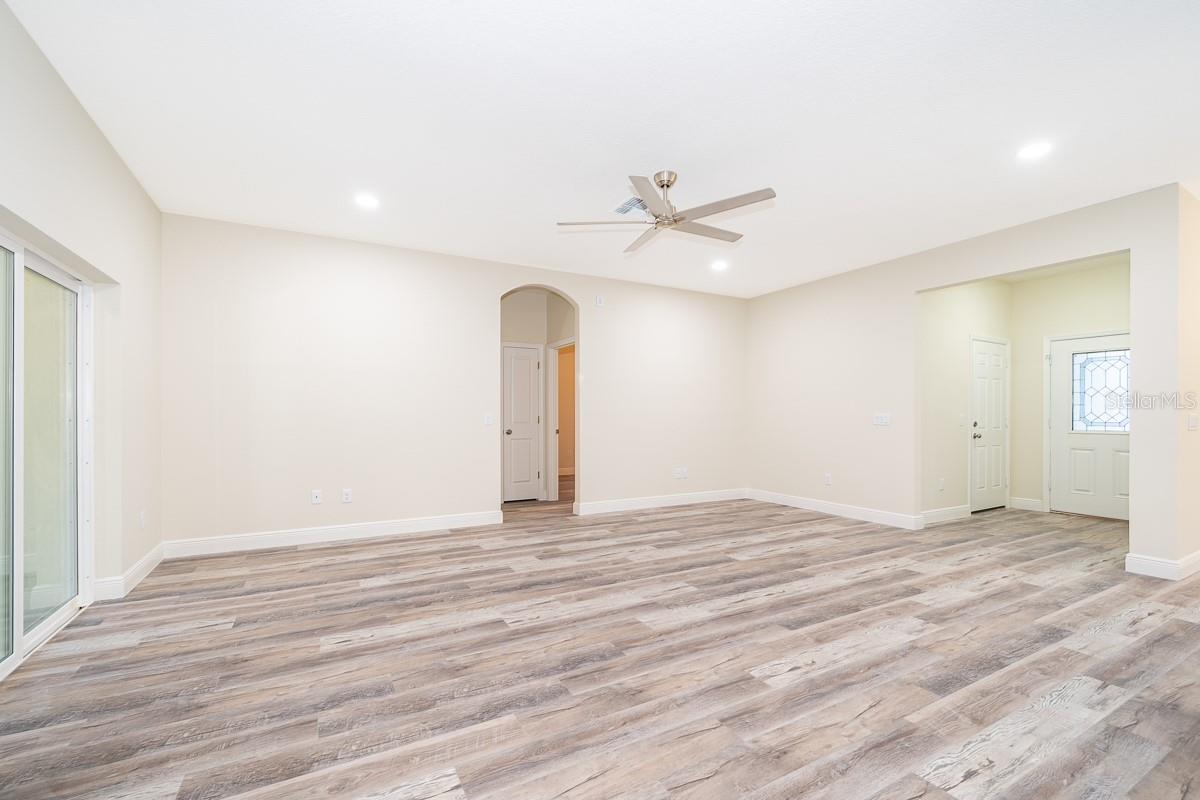 248 S VIRGINIA AVE, DELAND, FL, 32724