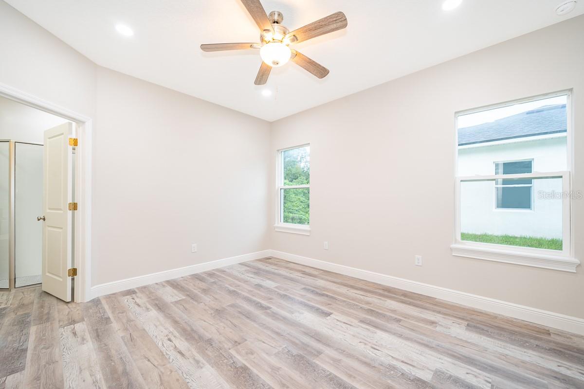 250 S VIRGINIA AVE, DELAND, FL, 32724