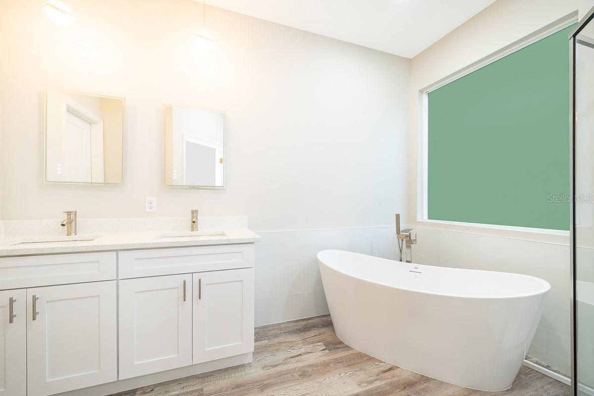 250 S VIRGINIA AVE, DELAND, FL, 32724