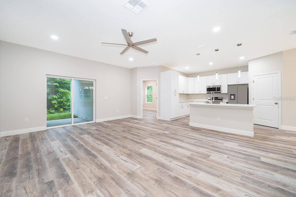 250 S VIRGINIA AVE, DELAND, FL, 32724