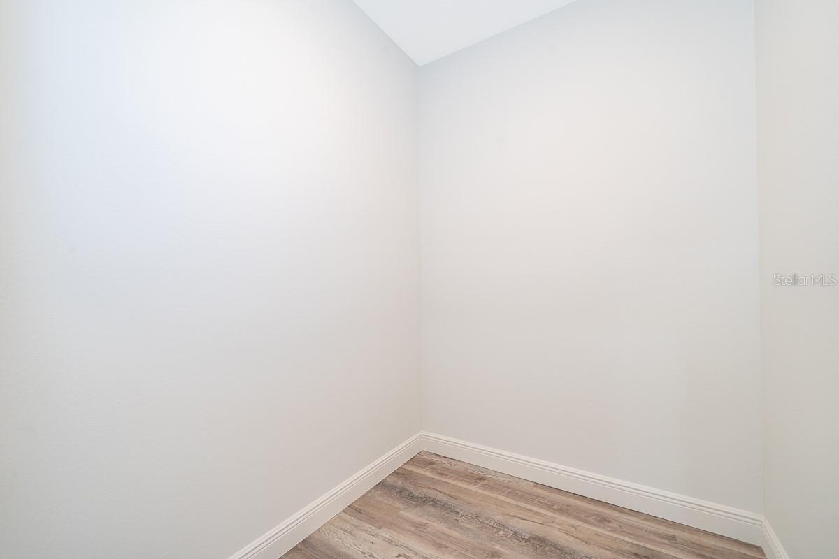 250 S VIRGINIA AVE, DELAND, FL, 32724