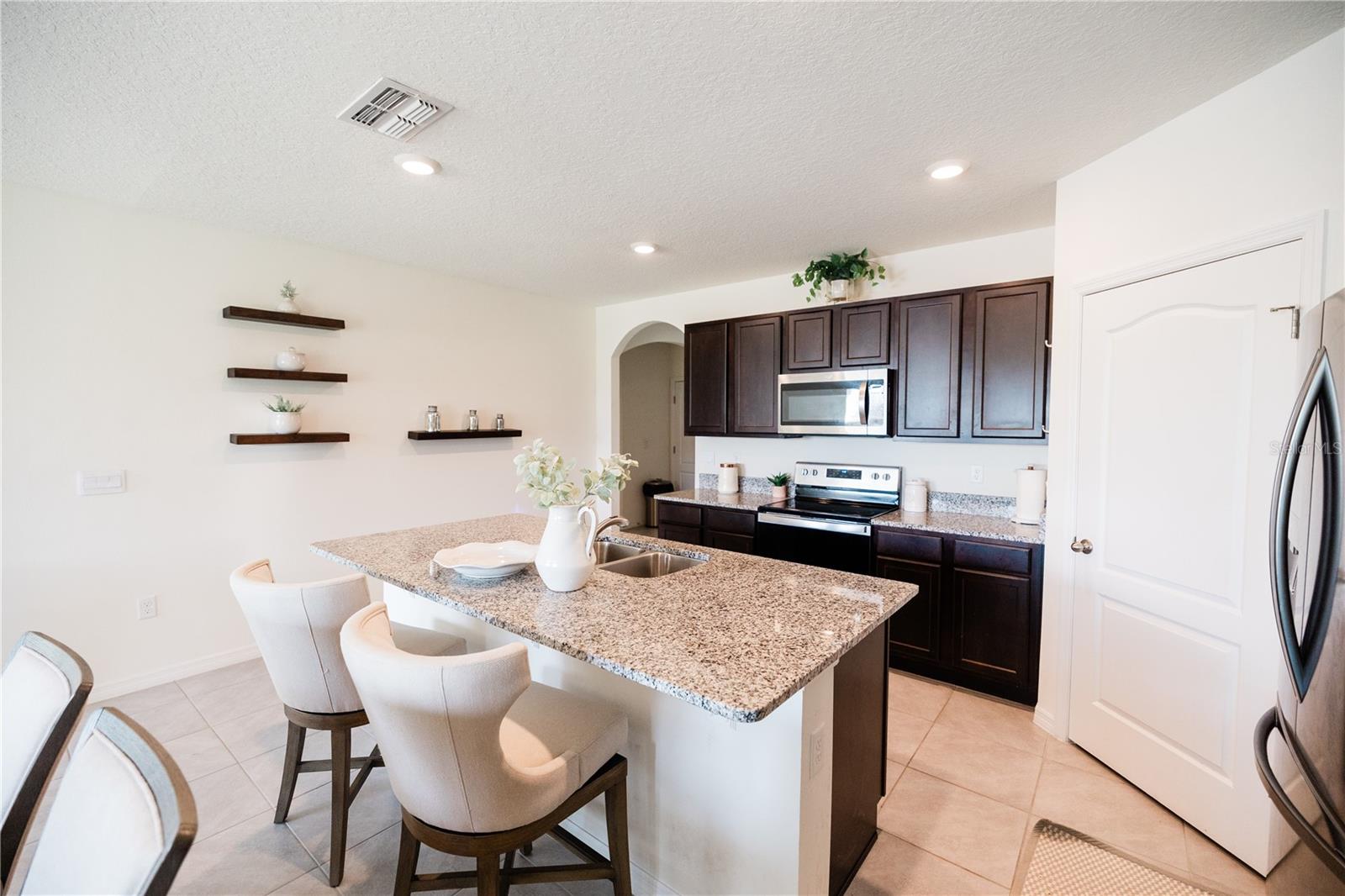 909 BROOKLET DR, DAVENPORT, FL, 33837