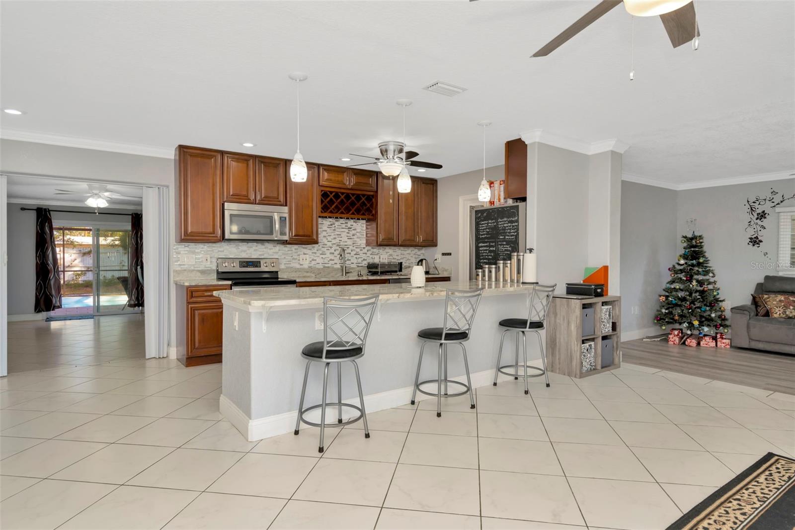 1111 67TH ST NW, BRADENTON, FL, 34209