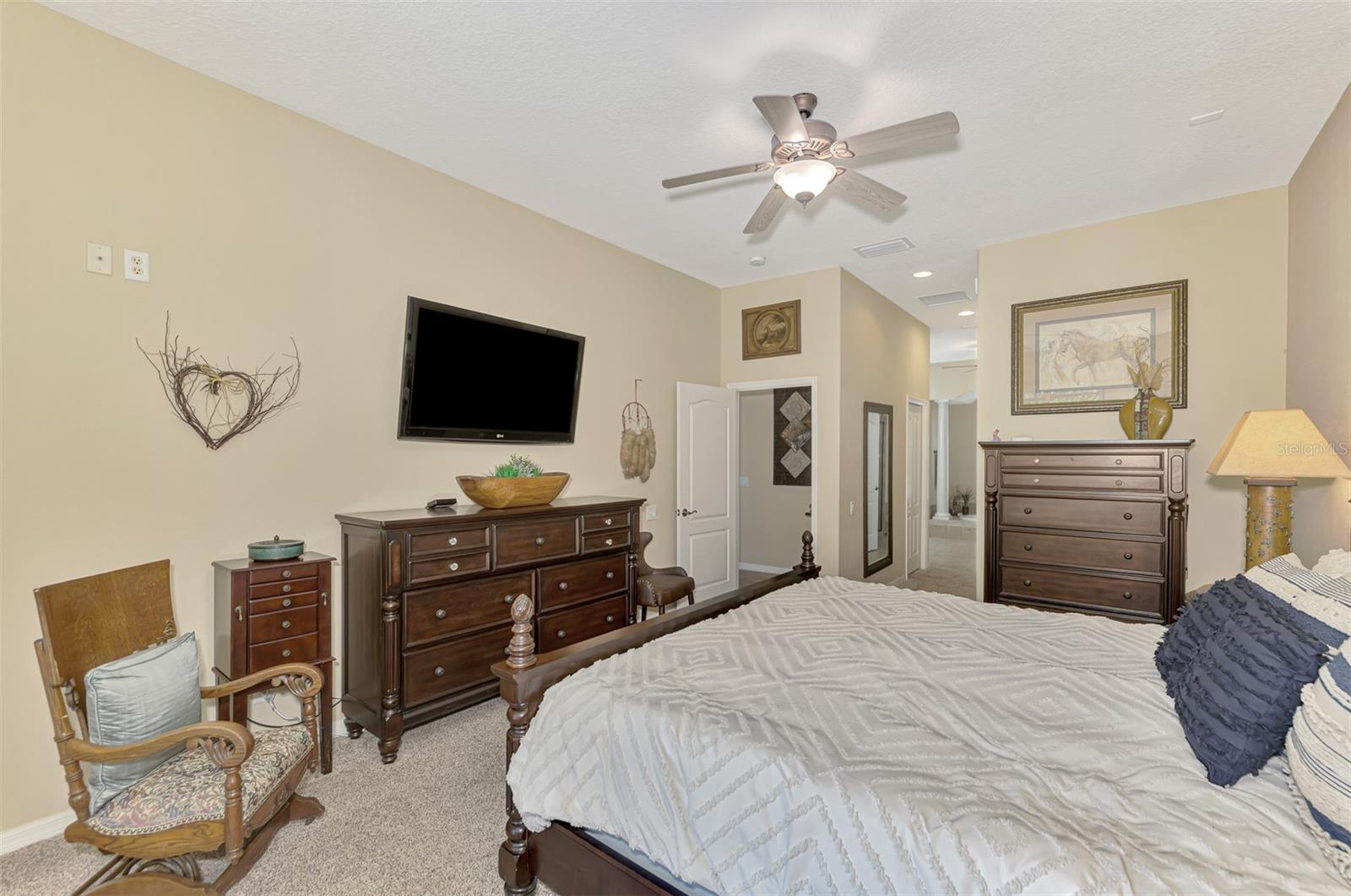 1062 EAGLES FLIGHT WAY, NORTH PORT, FL, 34287