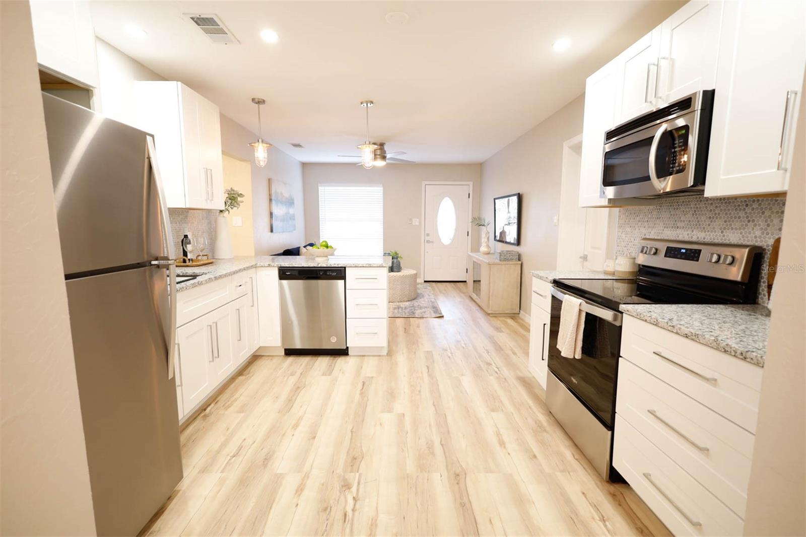 3806 W WALLACE AVE, TAMPA, FL, 33611