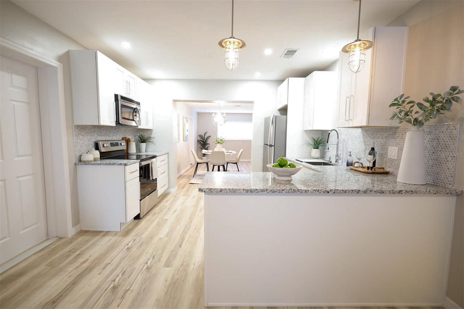 3806 W WALLACE AVE, TAMPA, FL, 33611