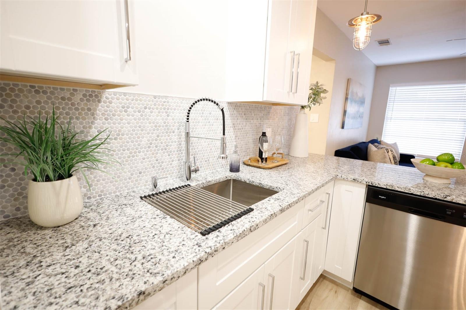 3806 W WALLACE AVE, TAMPA, FL, 33611