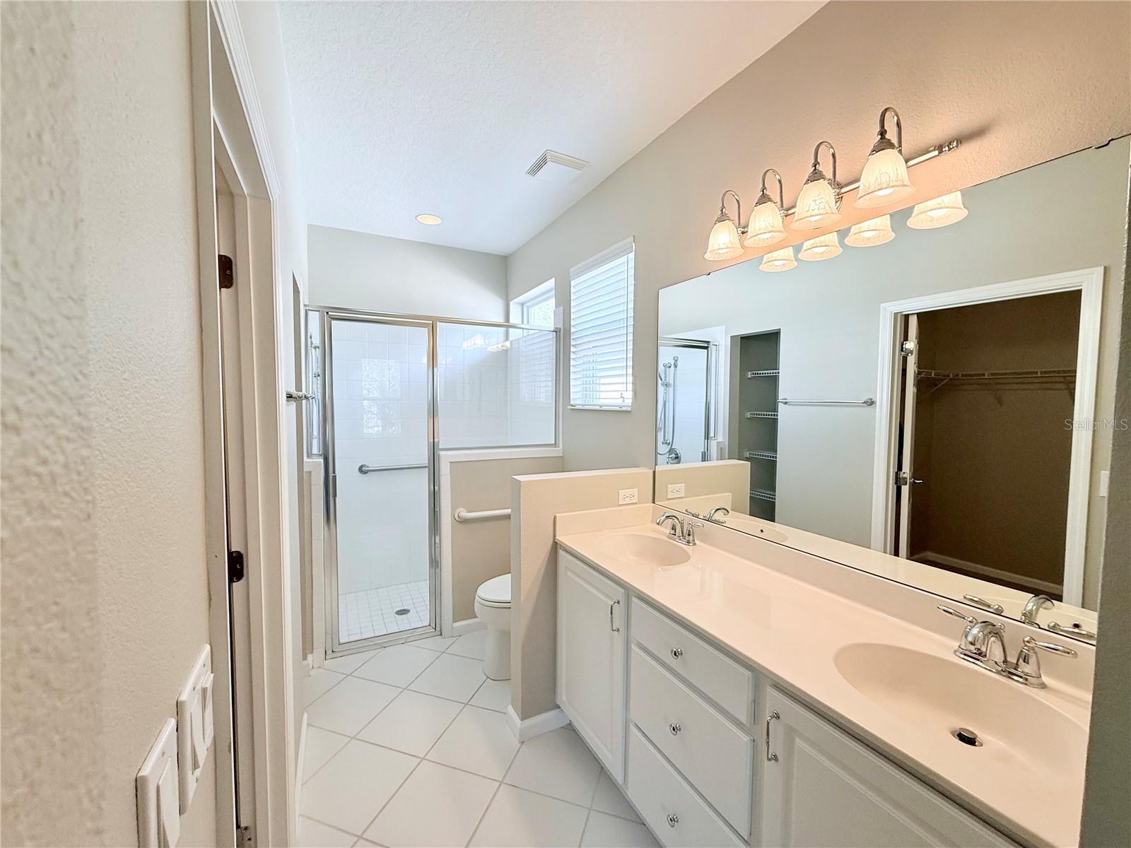 211 DRUMMOND LN, DELAND, FL, 32724