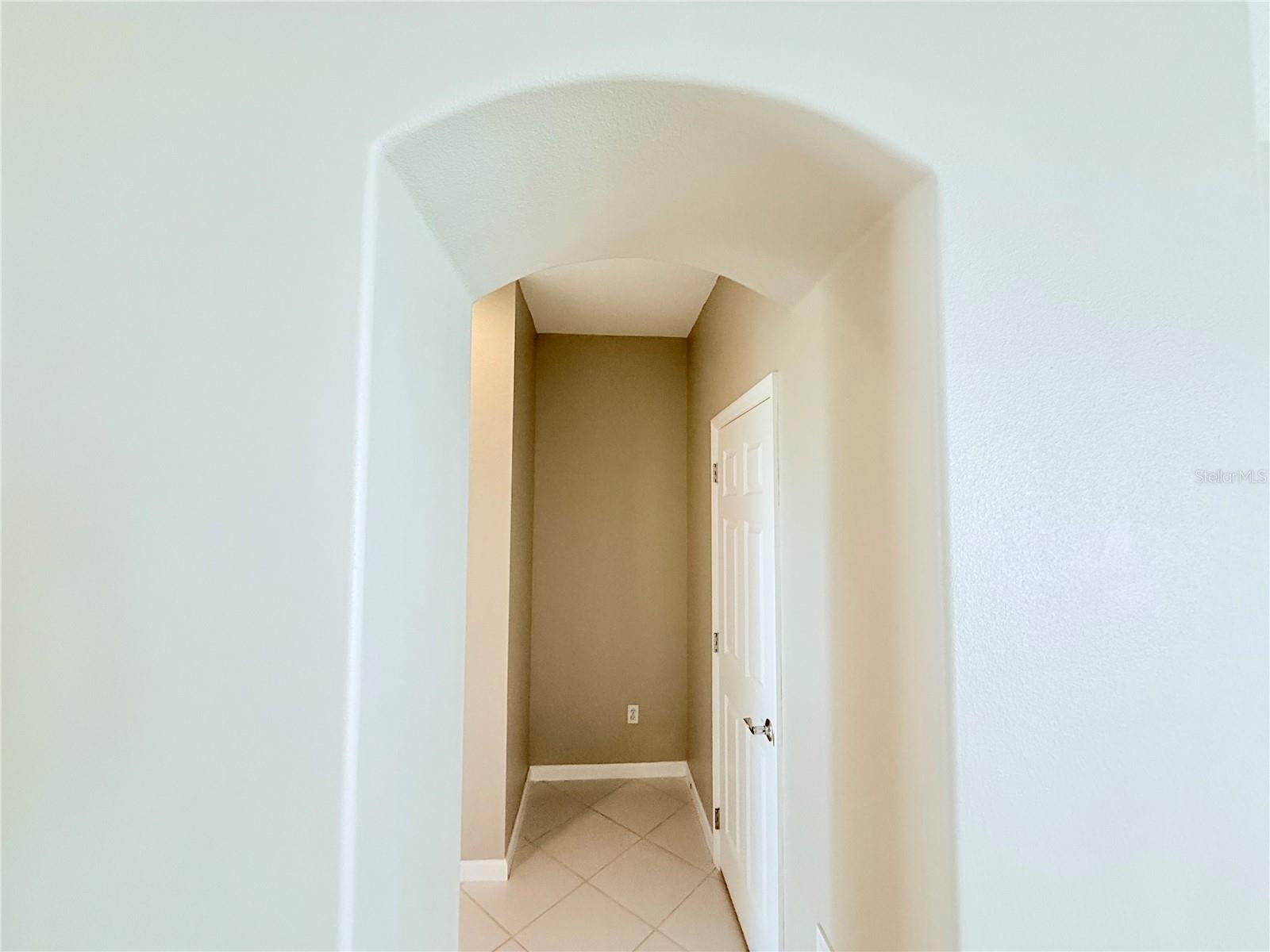 211 DRUMMOND LN, DELAND, FL, 32724