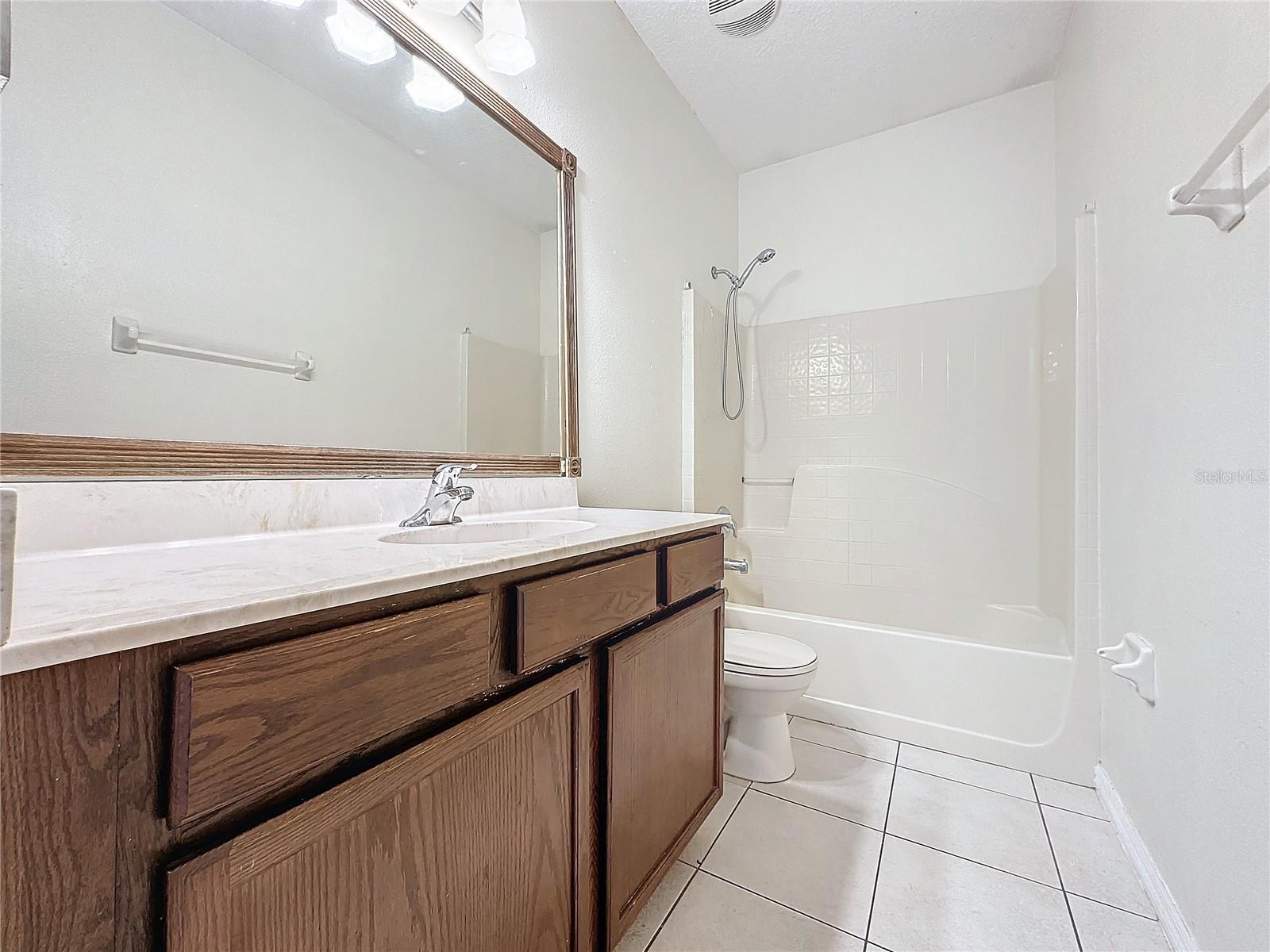 1195 CAMBOURNE DRIVE, KISSIMMEE, FL, 34758