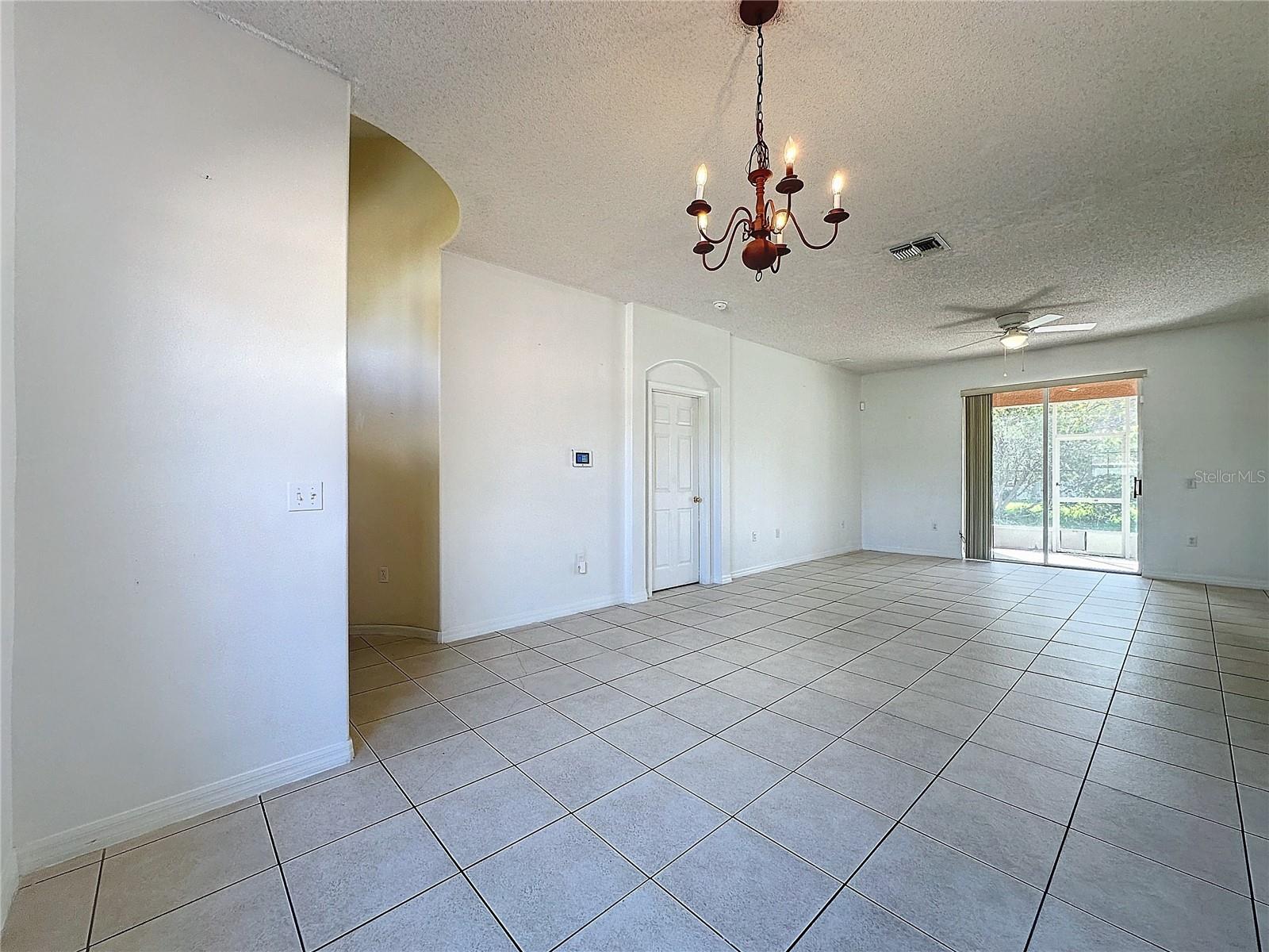 1195 CAMBOURNE DRIVE, KISSIMMEE, FL, 34758