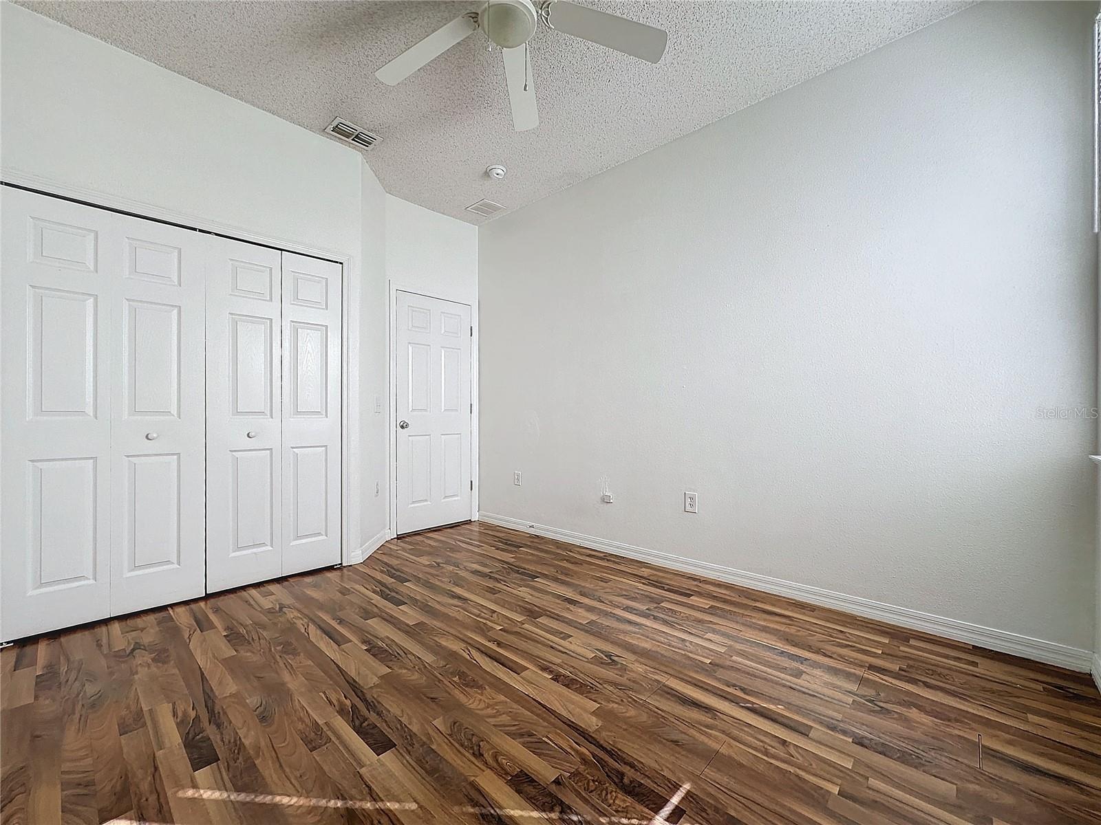 1195 CAMBOURNE DRIVE, KISSIMMEE, FL, 34758