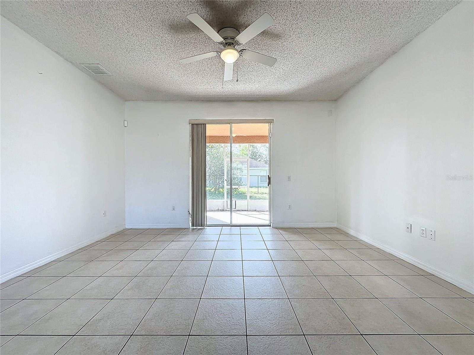 1195 CAMBOURNE DRIVE, KISSIMMEE, FL, 34758