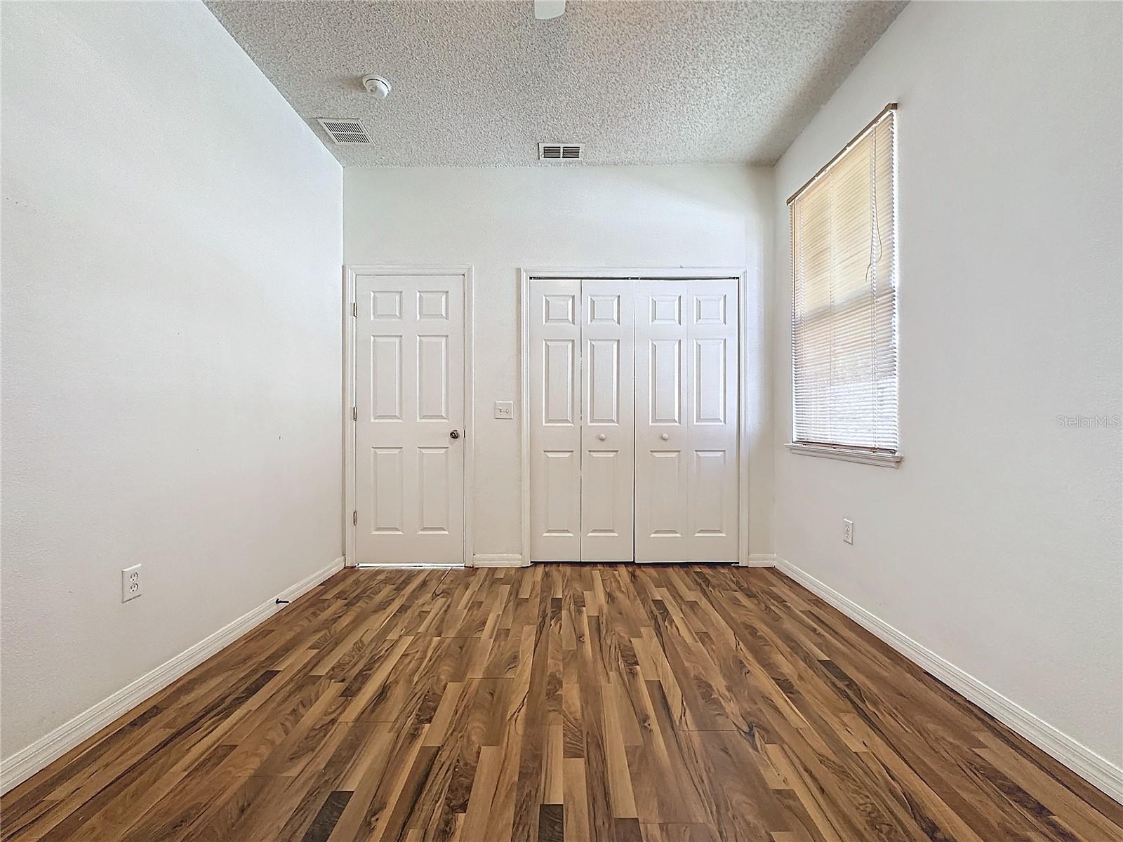 1195 CAMBOURNE DRIVE, KISSIMMEE, FL, 34758