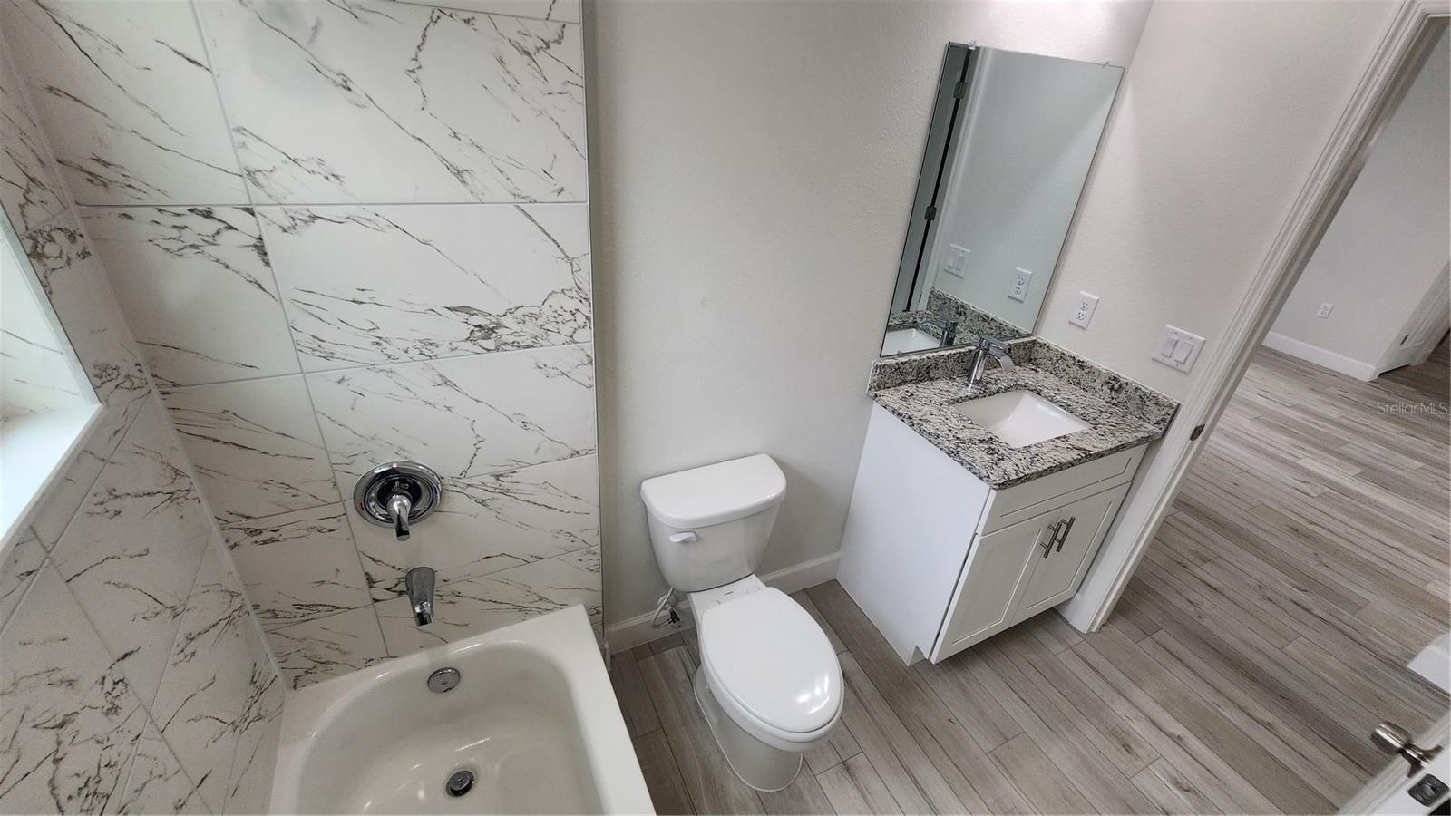 301 CARDINAL AVE, SEBRING, FL, 33870