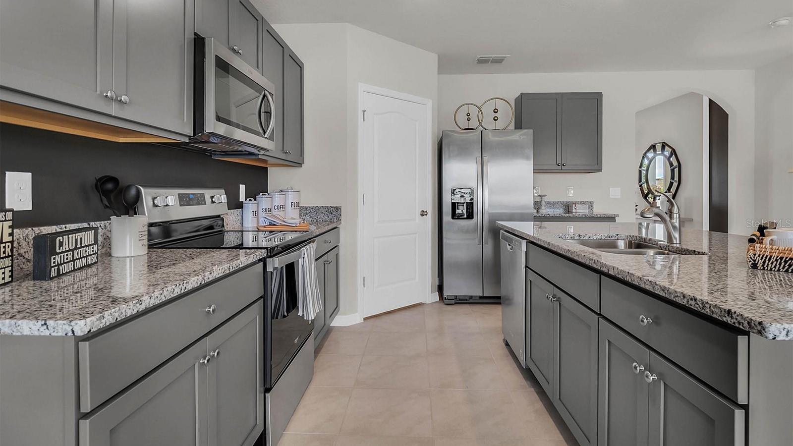 674 PARK PLACE BLVD, DAVENPORT, FL, 33837