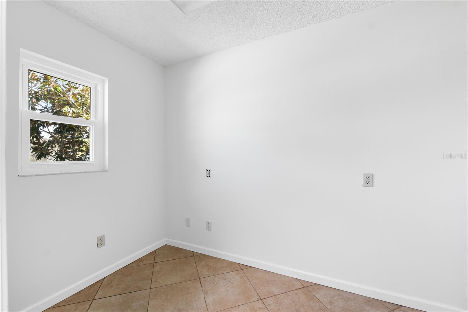 5823 DORY WAY, TAMPA, FL, 33615