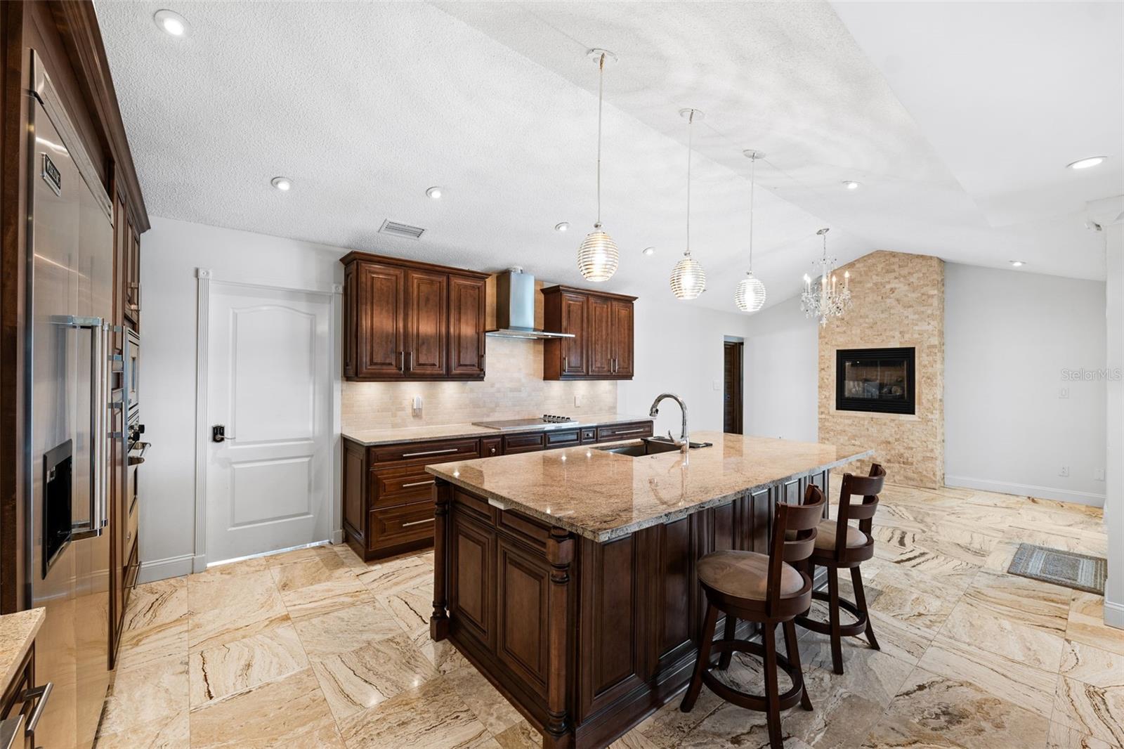 5823 DORY WAY, TAMPA, FL, 33615