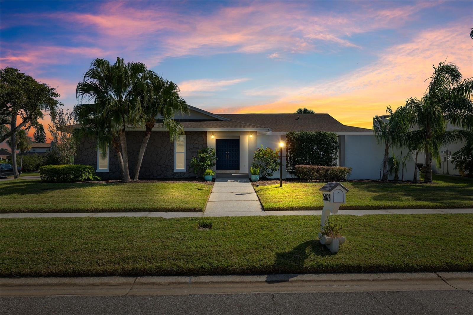 5823 DORY WAY, TAMPA, FL, 33615