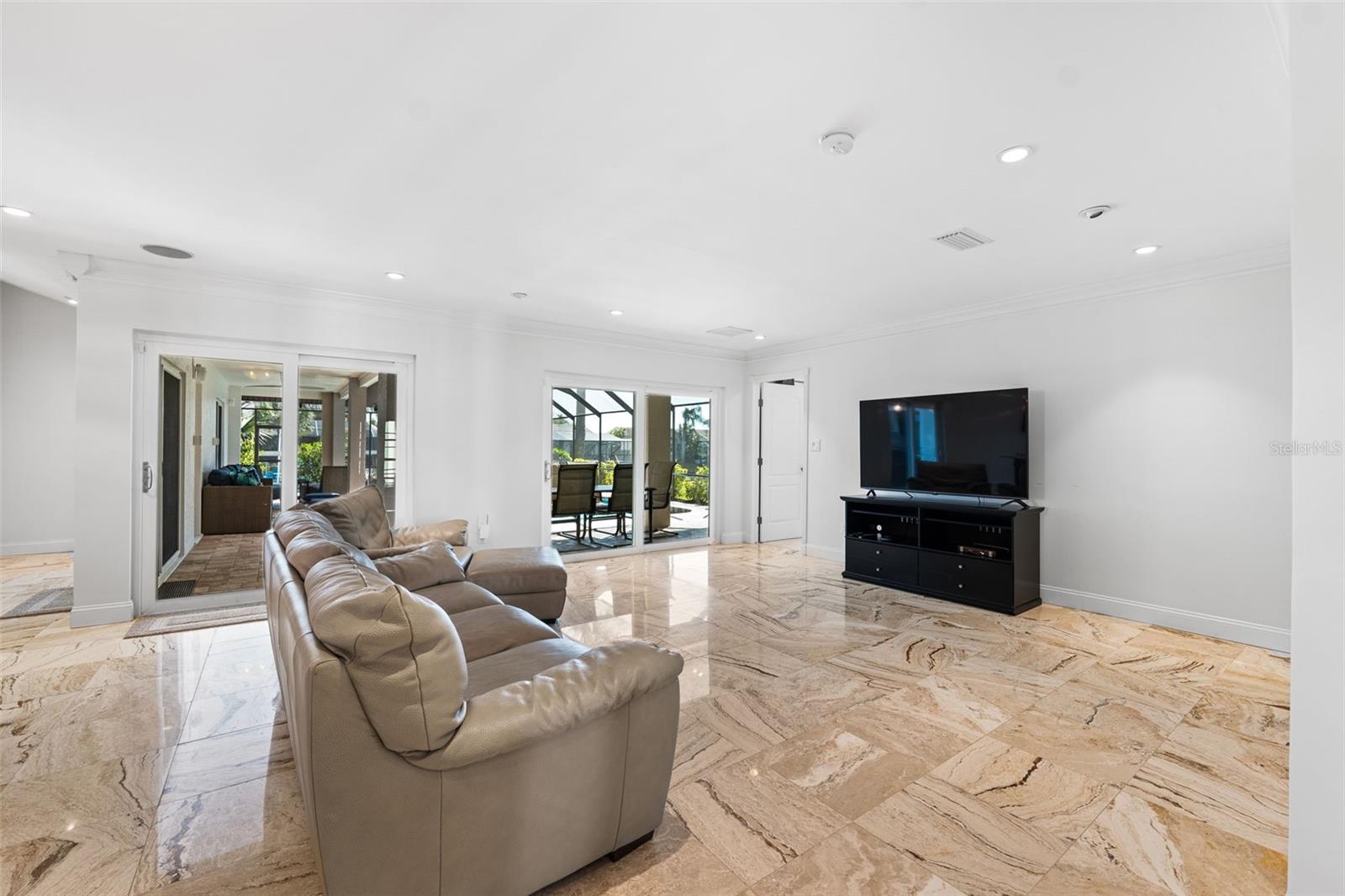 5823 DORY WAY, TAMPA, FL, 33615