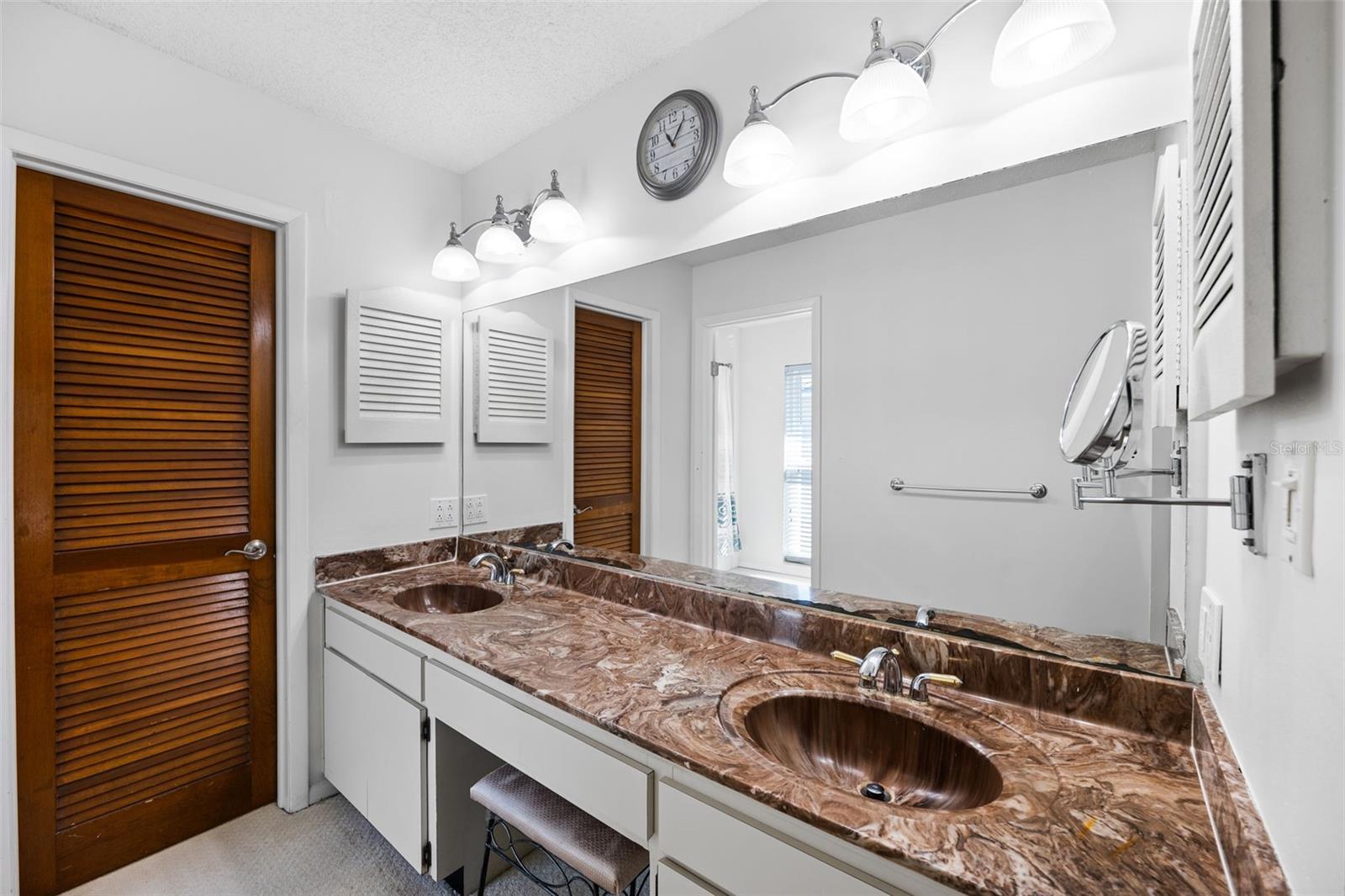 5823 DORY WAY, TAMPA, FL, 33615