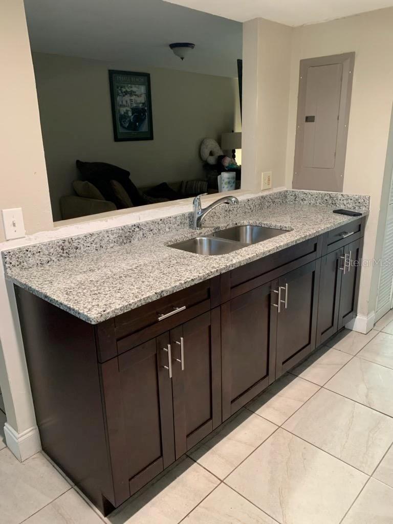 5246 TENNIS COURT CIR #5246, TAMPA, FL, 33617