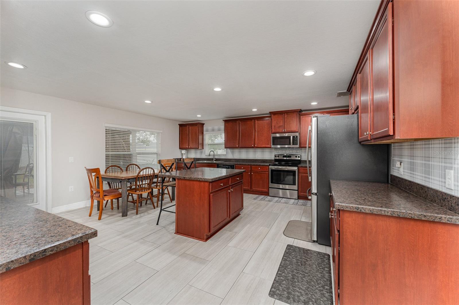 1620 DOVES VIEW CIR, AUBURNDALE, FL, 33823