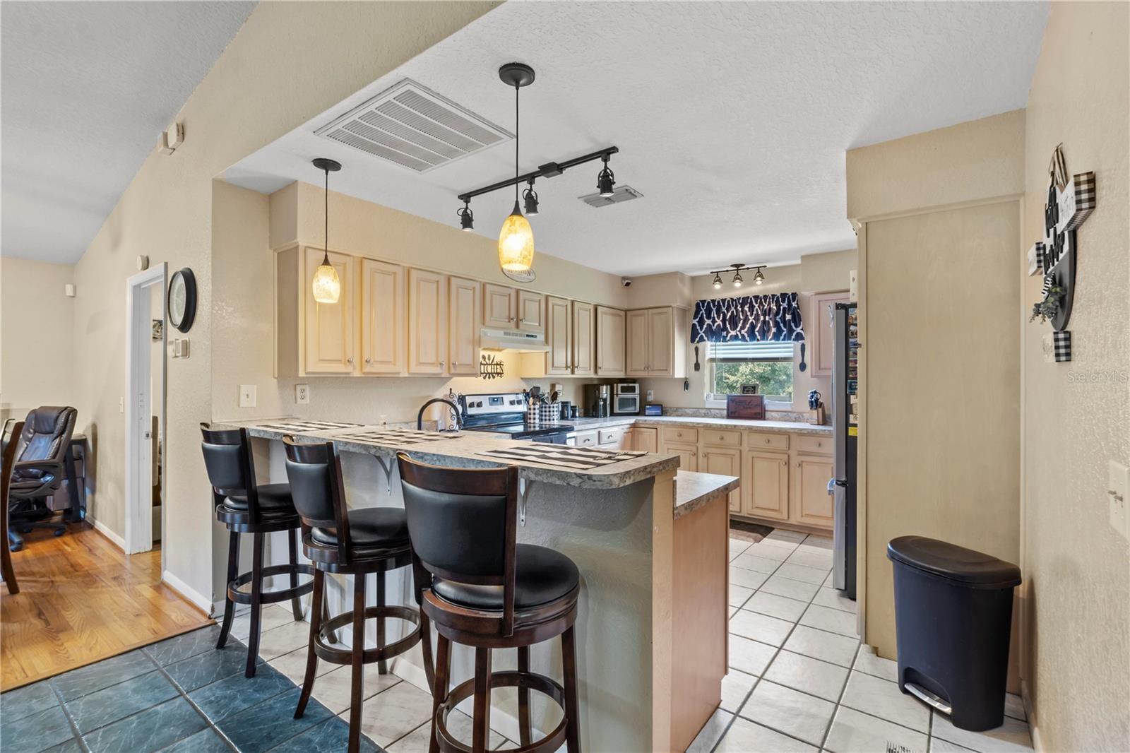 2834 THORNHILL RD, WINTER HAVEN, FL, 33880