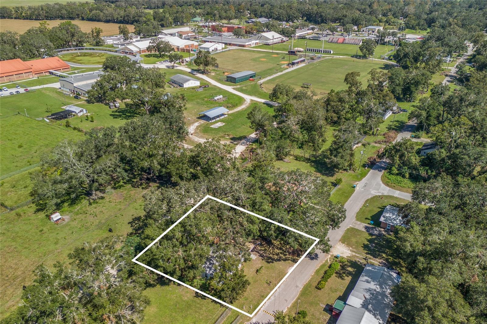 601 NW 5TH AVE, TRENTON, FL, 32693