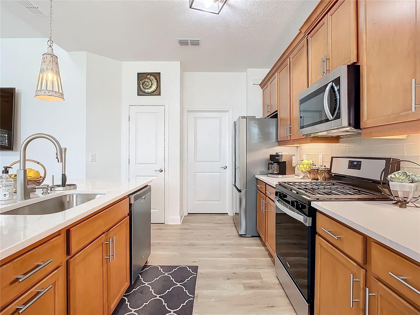 532 LANDSHARK BLVD, DAYTONA BEACH, FL, 32124