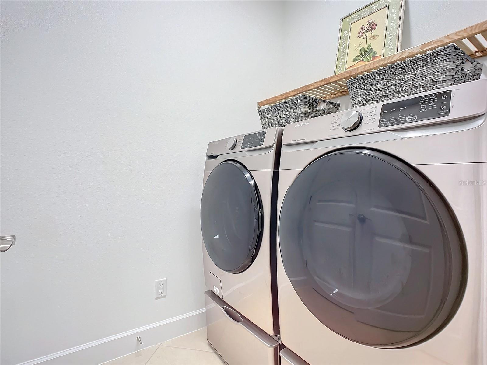 532 LANDSHARK BLVD, DAYTONA BEACH, FL, 32124