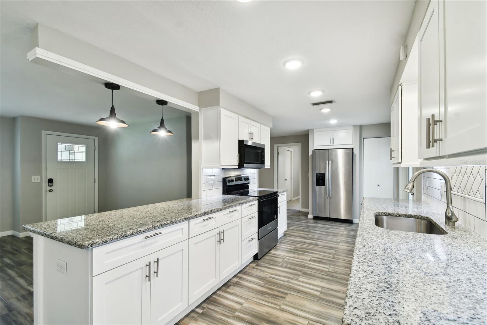 1765 THAMES ST, CLEARWATER, FL, 33755