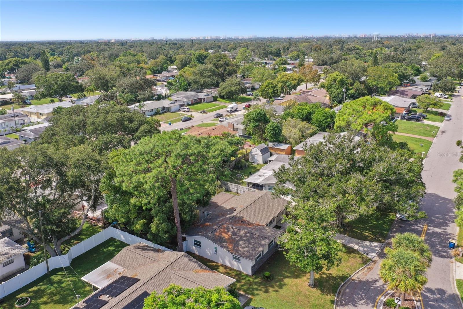 1765 THAMES ST, CLEARWATER, FL, 33755
