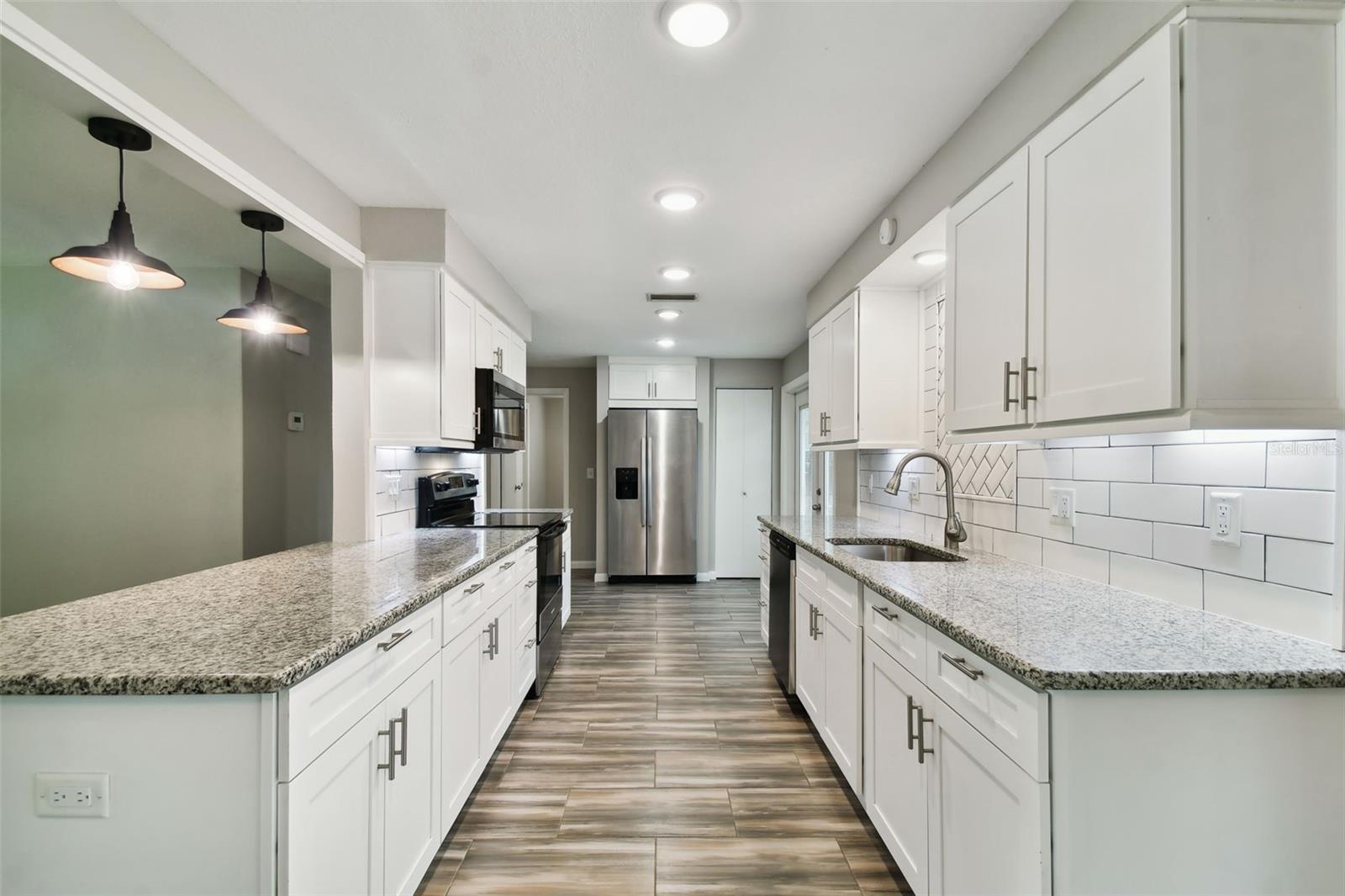 1765 THAMES ST, CLEARWATER, FL, 33755