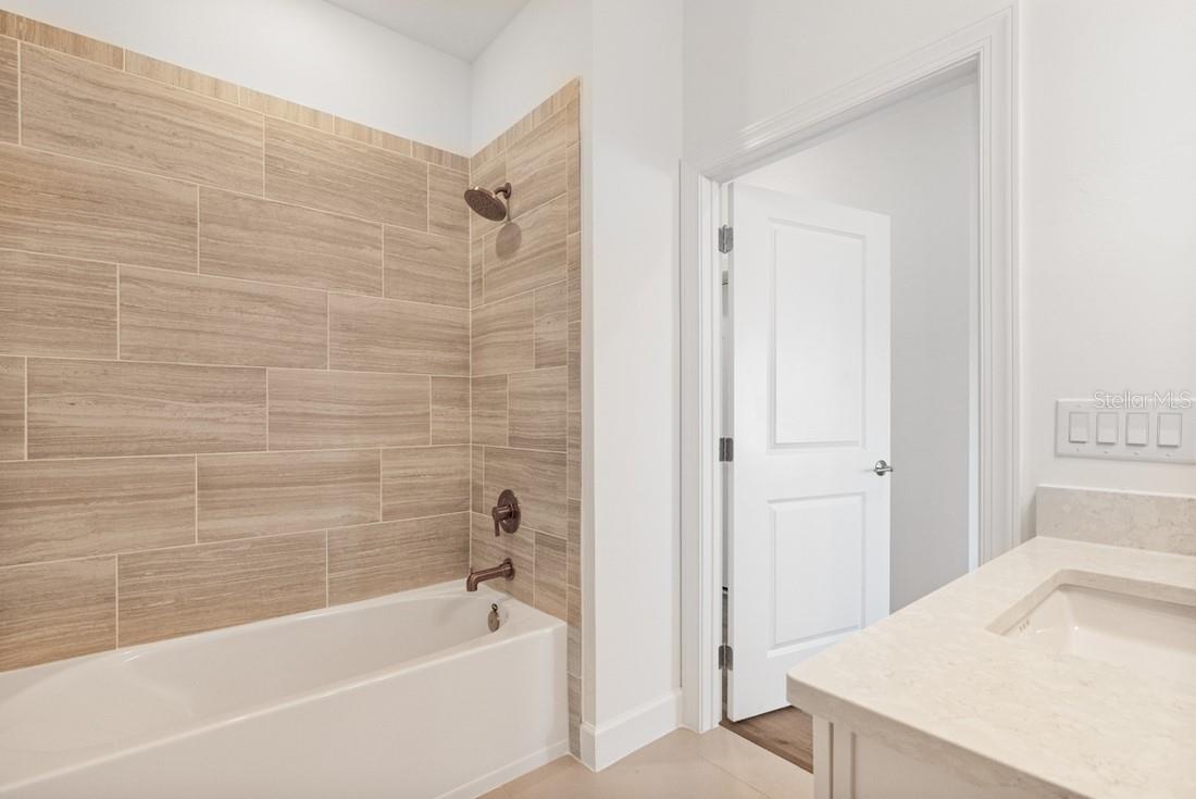 1625 COMPASS POINTE CT #105, PUNTA GORDA, FL, 33950