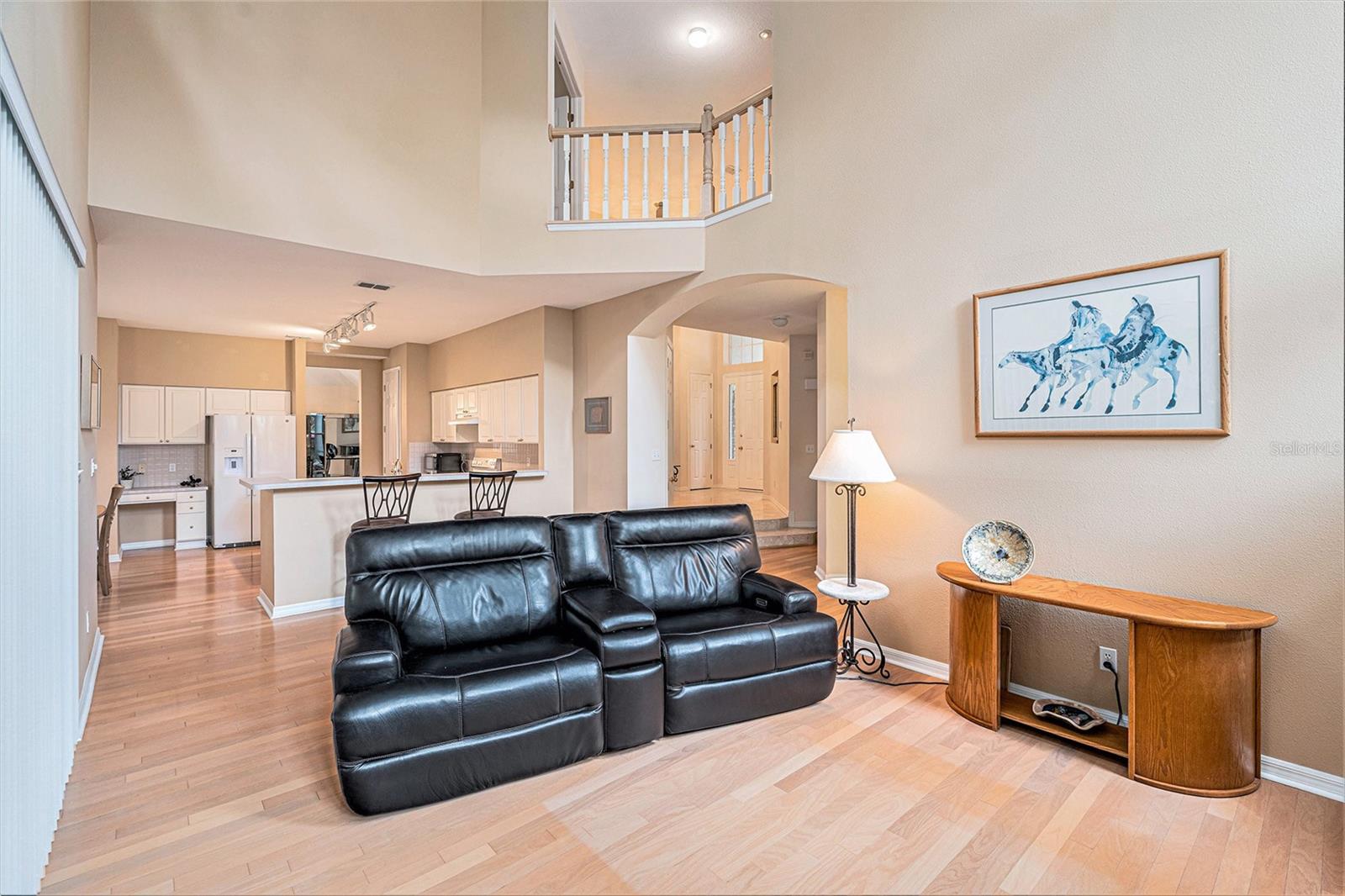 2202 GREEN OAKS LN, TAMPA, FL, 33612