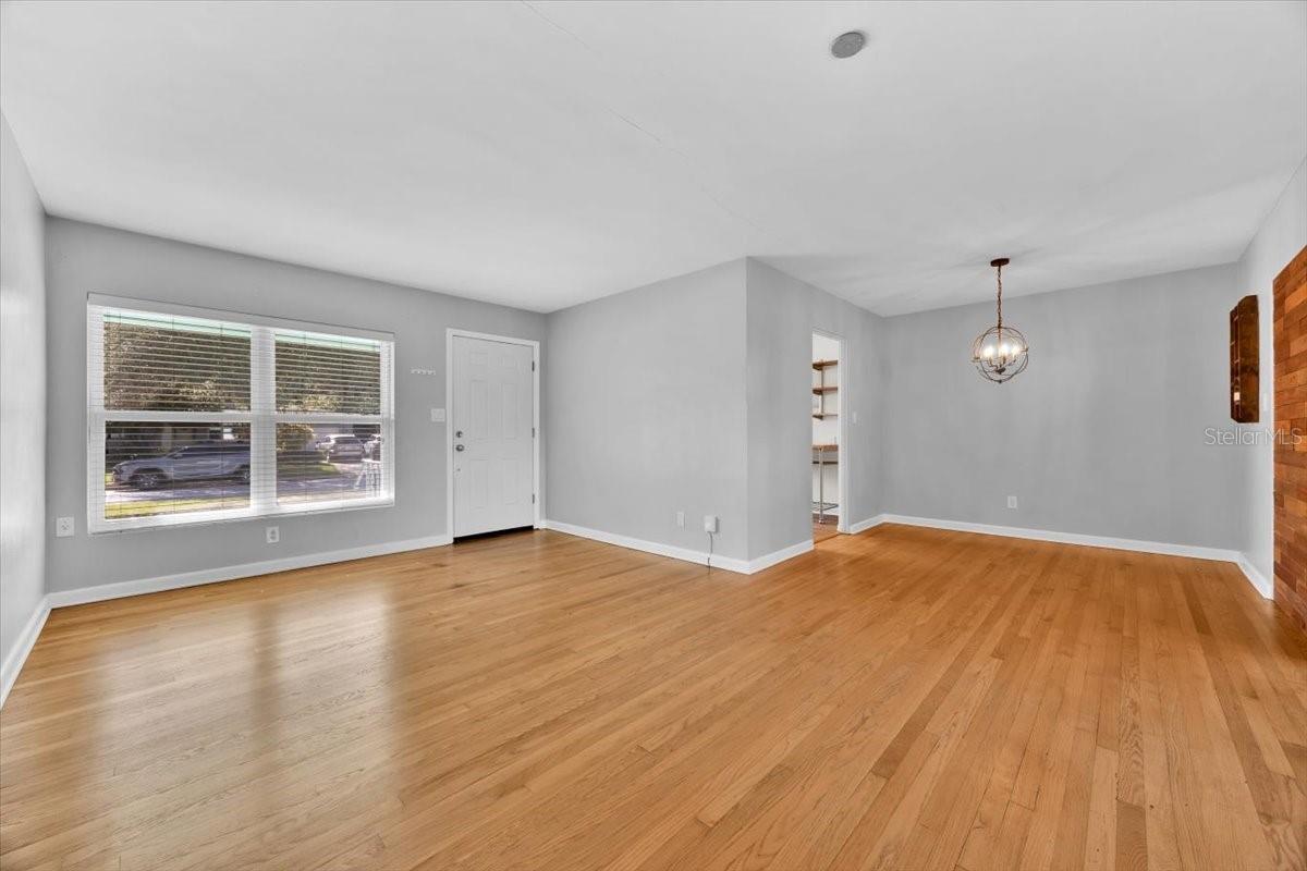 2811 VINE ST, ORLANDO, FL, 32806