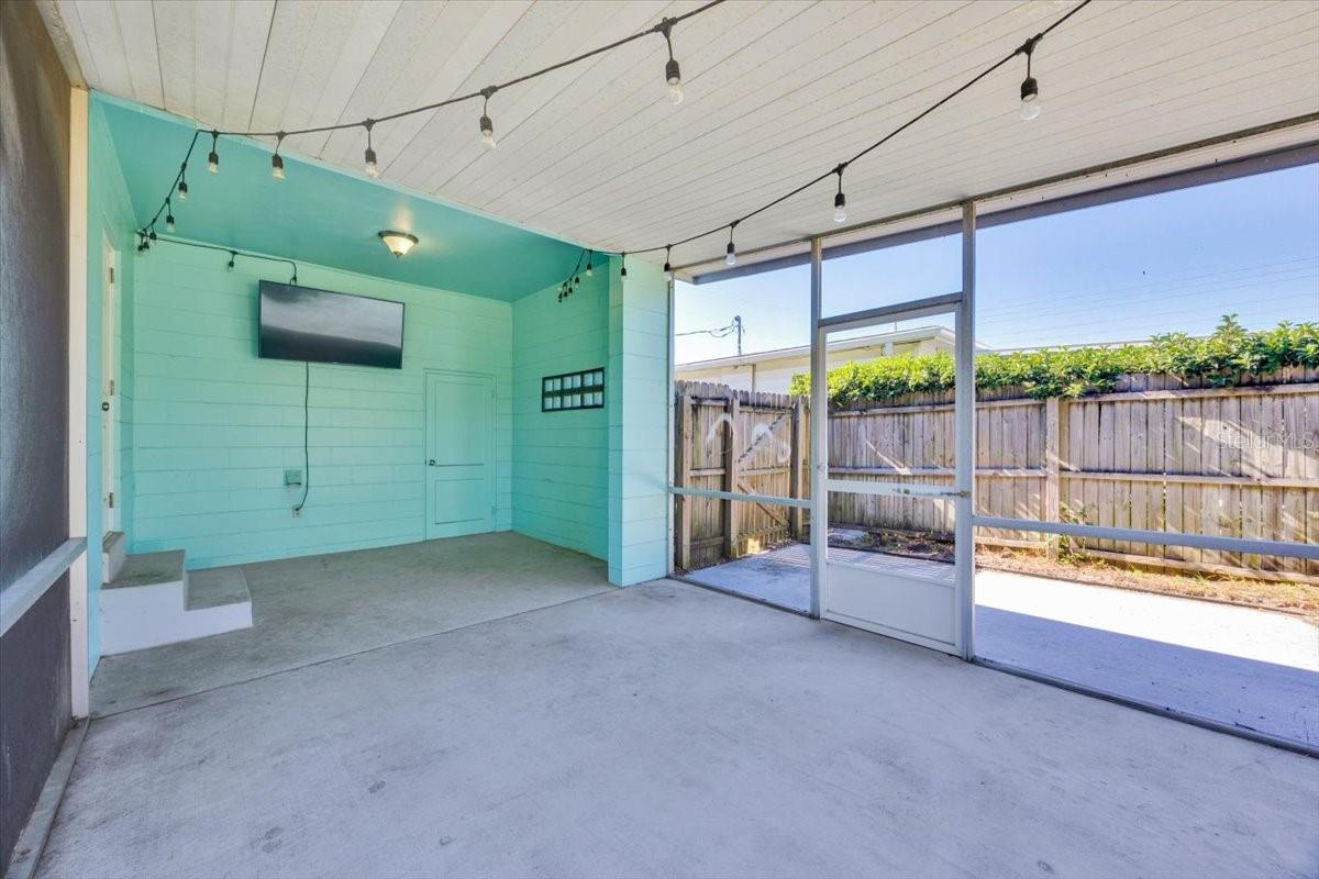 2811 VINE ST, ORLANDO, FL, 32806