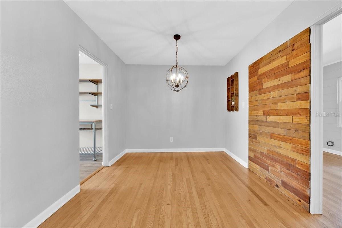 2811 VINE ST, ORLANDO, FL, 32806
