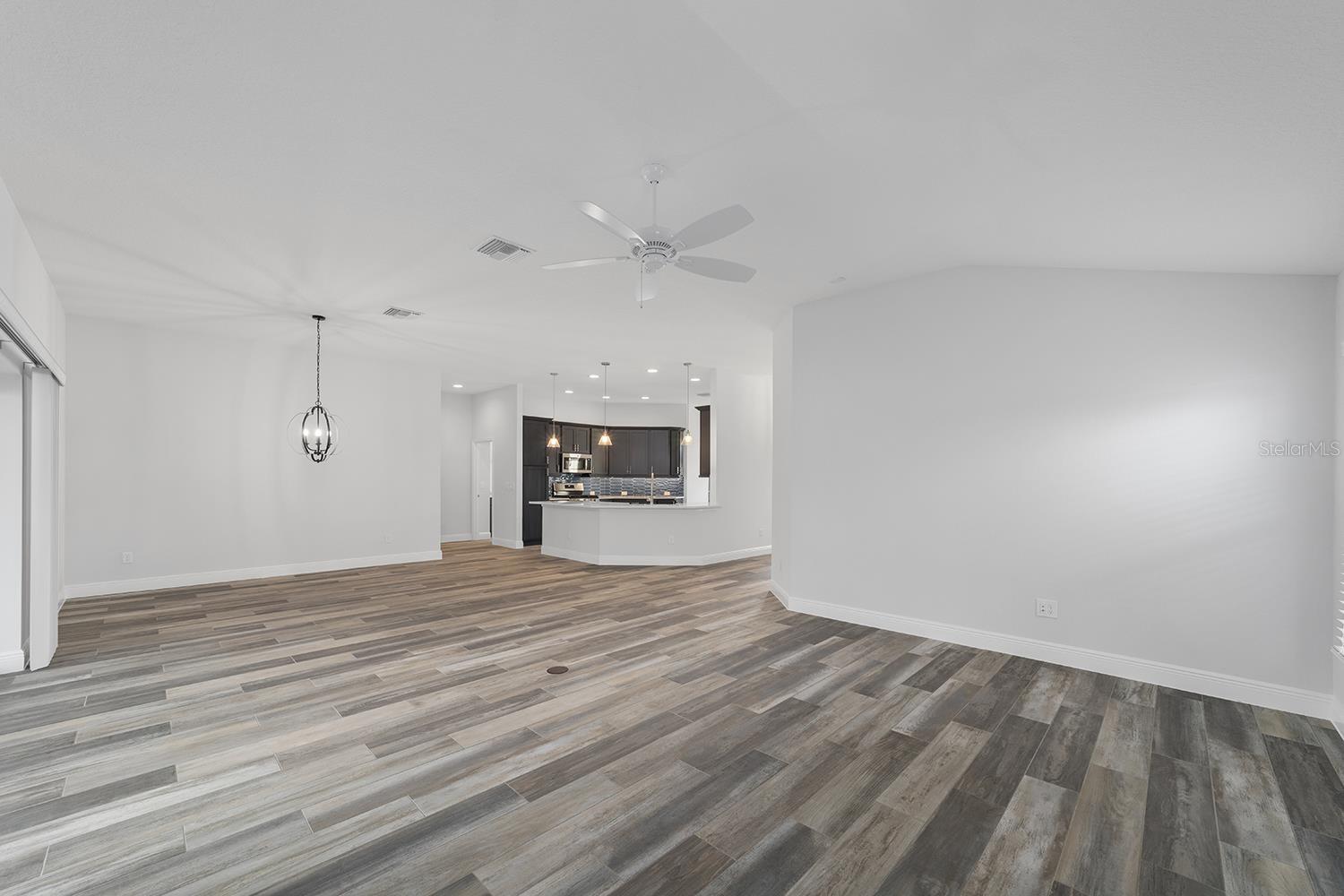 1577 WHALIN WAY, THE VILLAGES, FL, 32163