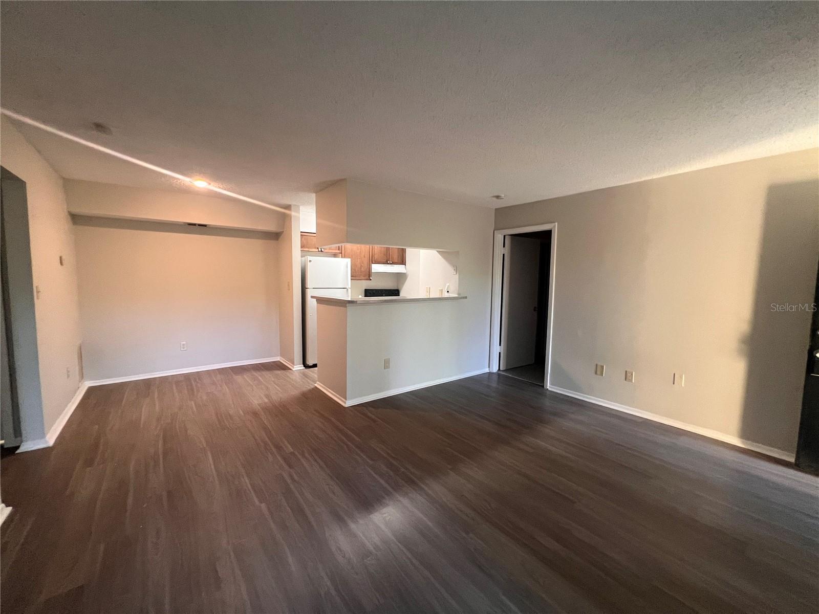 8648 MALLARD RESERVE DR #104, TAMPA, FL, 33614
