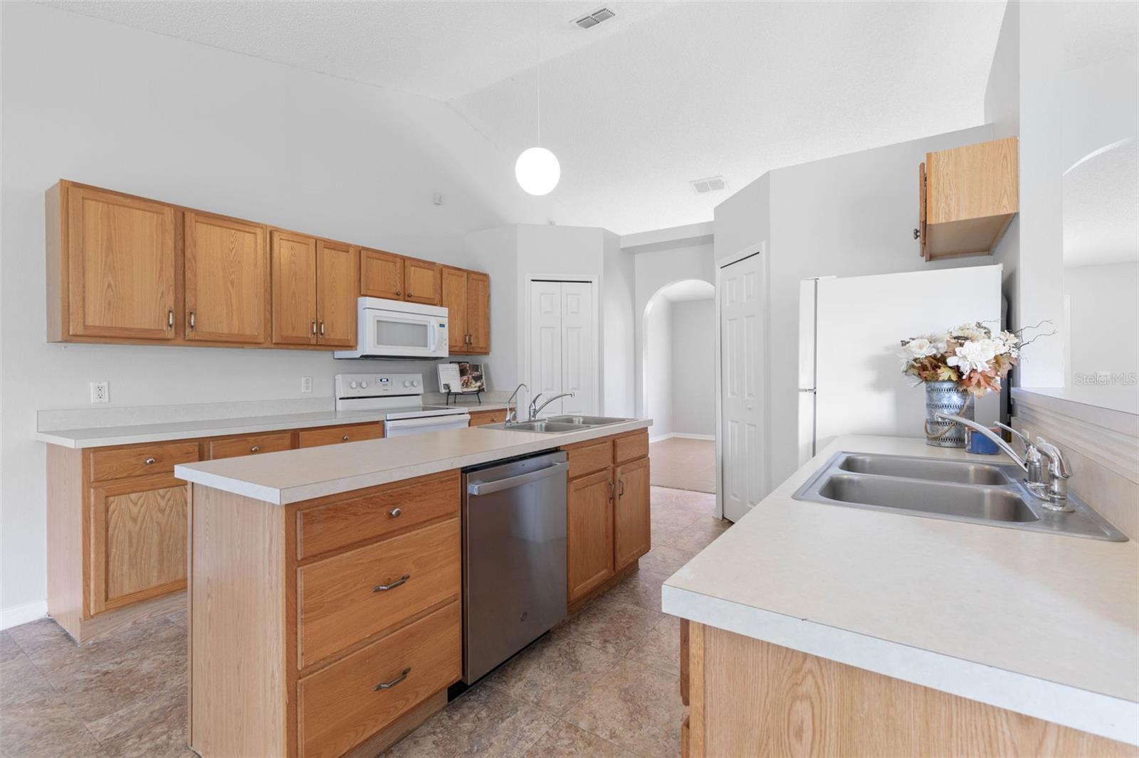 53 BEACHWAY DR, PALM COAST, FL, 32137