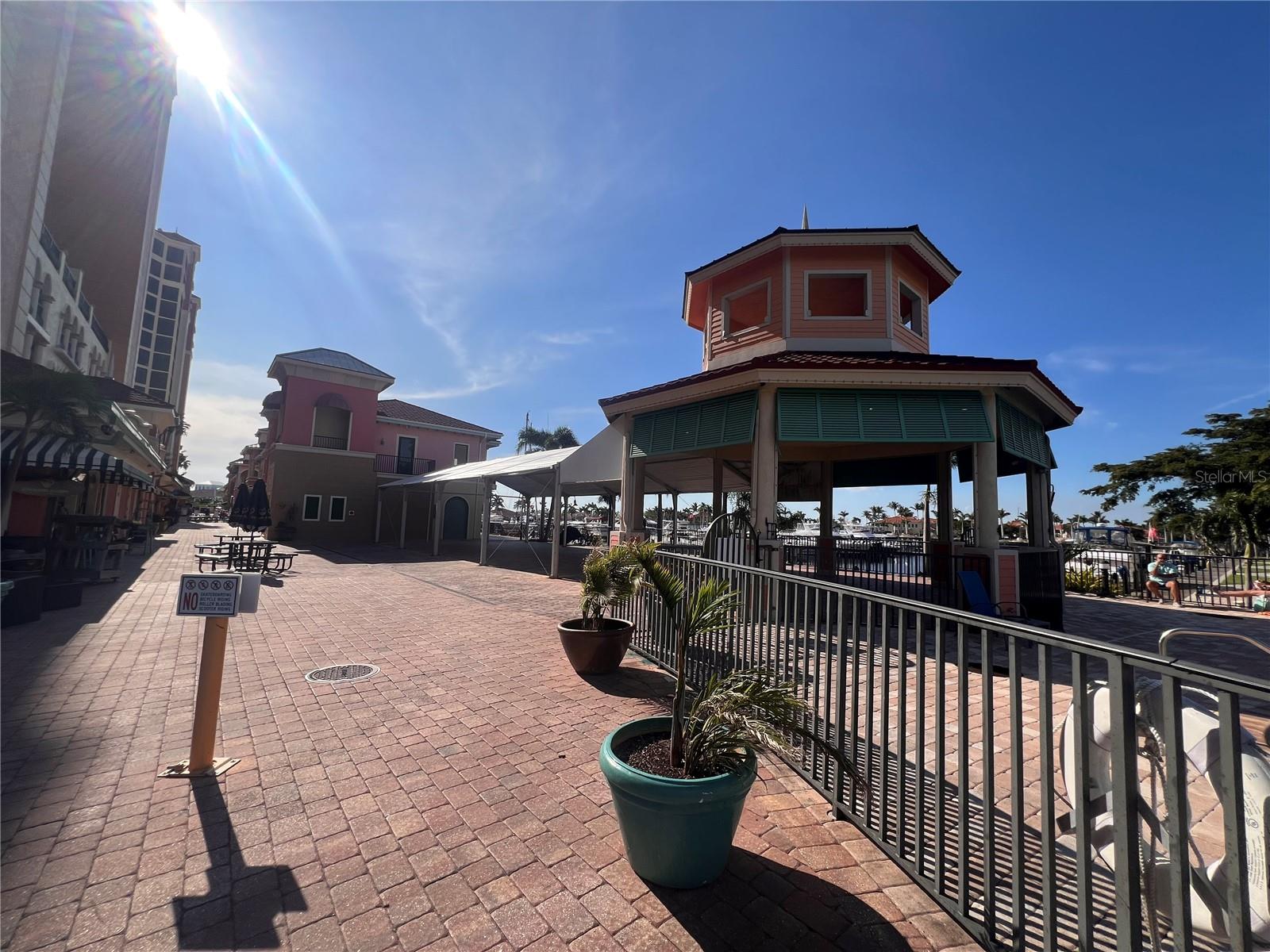 5781 CAPE HARBOUR DR #1305, CAPE CORAL, FL, 33914