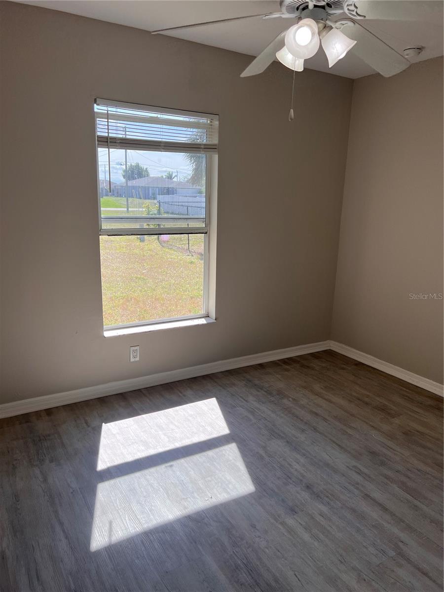 102 NW 26TH TER, CAPE CORAL, FL, 33993