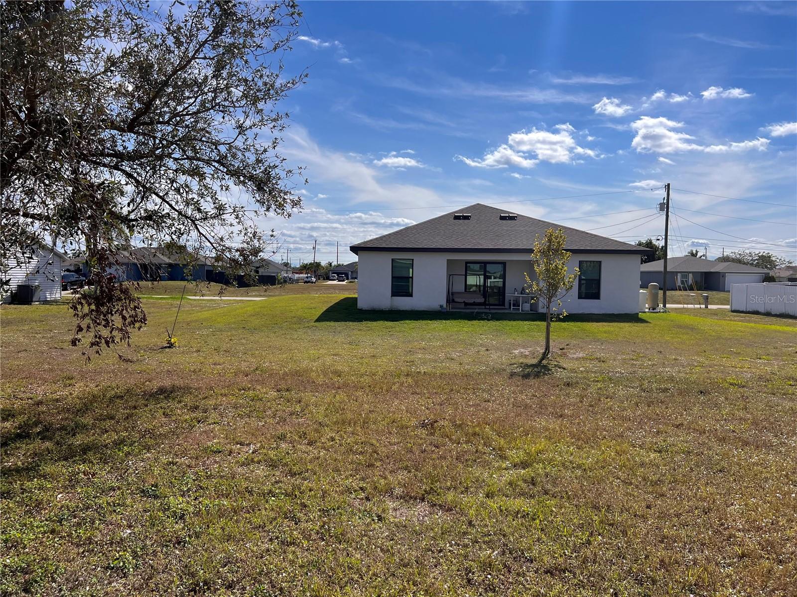 102 NW 26TH TER, CAPE CORAL, FL, 33993