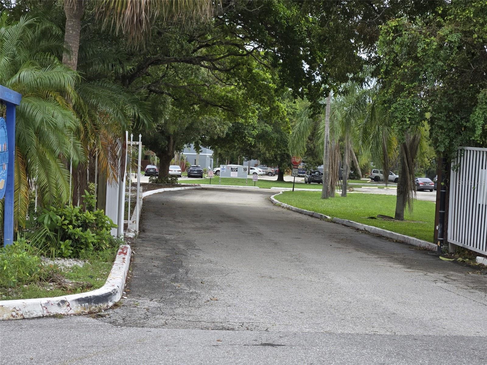 25 CROSSINGS CIR #E, BOYNTON BEACH, FL, 33435