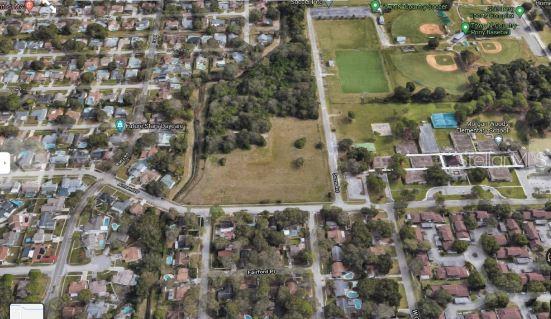 1 ARMAND DR, TAMPA, FL, 33634