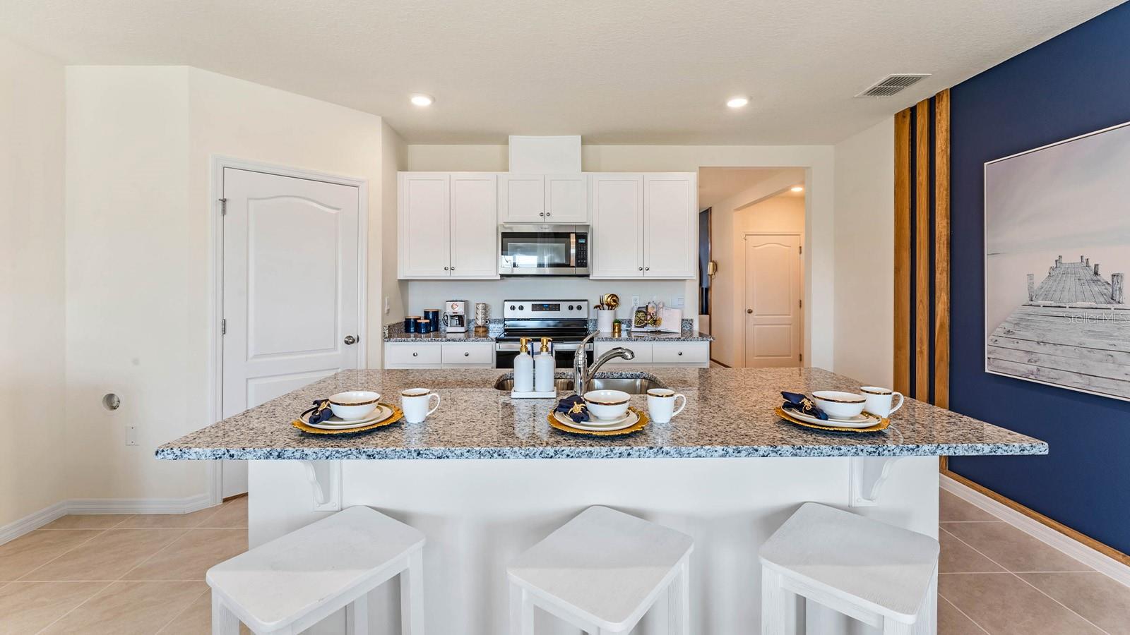 690 PARK PLACE BLVD, DAVENPORT, FL, 33837