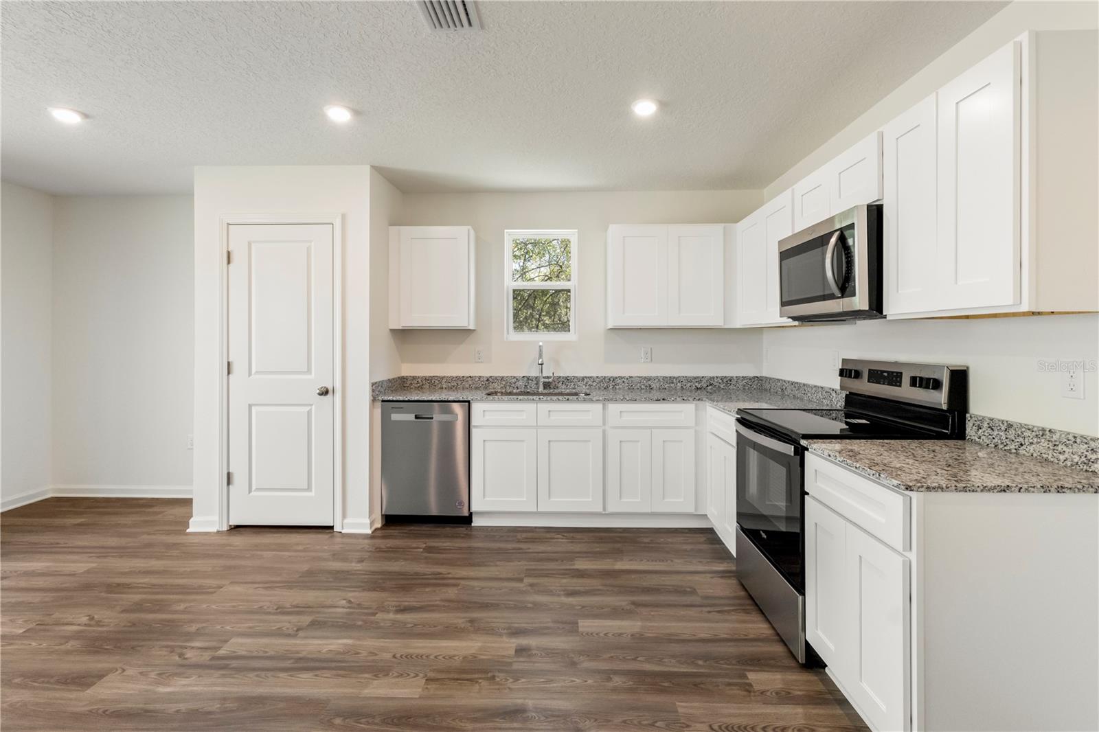 6 ROLLING FERN DR, PALM COAST, FL, 32164