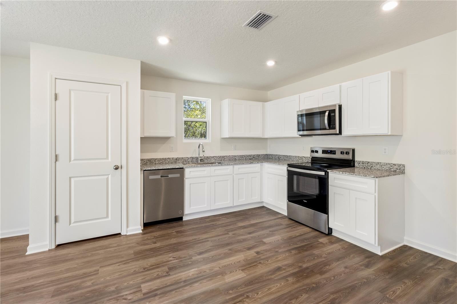 6 ROLLING FERN DR, PALM COAST, FL, 32164